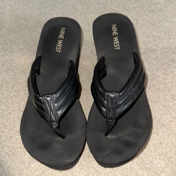 Nine West Black Sandals - Picture 1 of 6